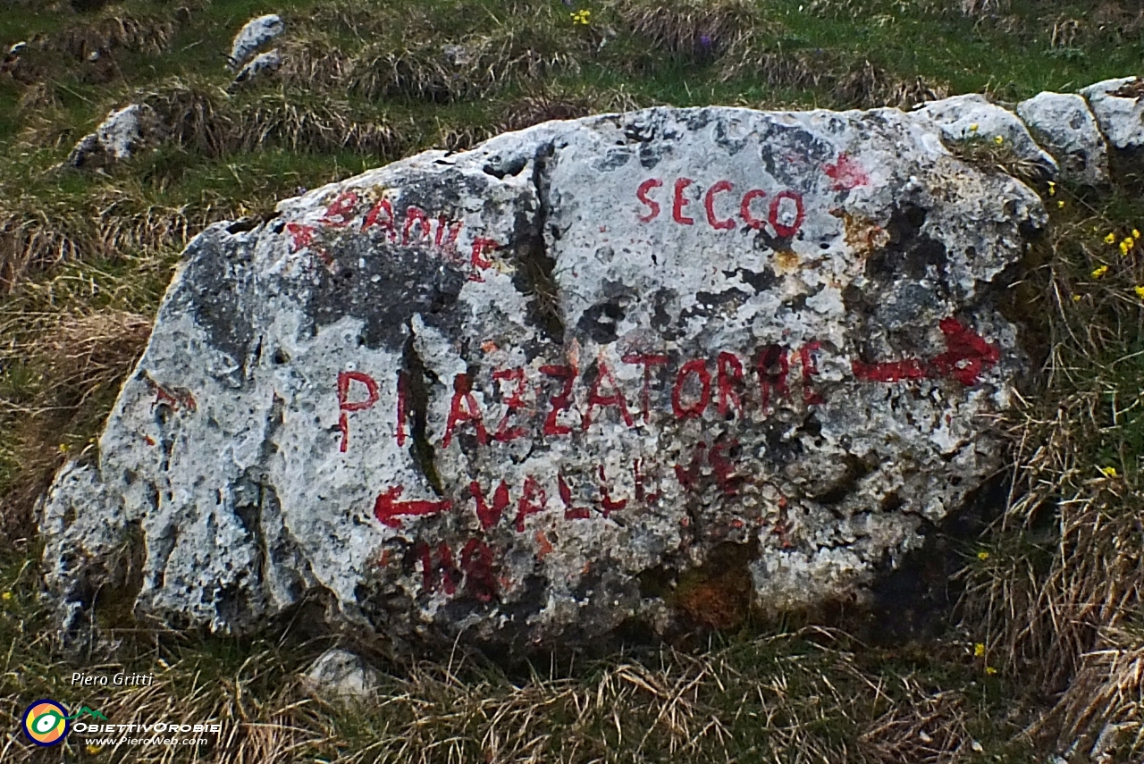 51 Passo di Monte Colle (1941 m.).JPG